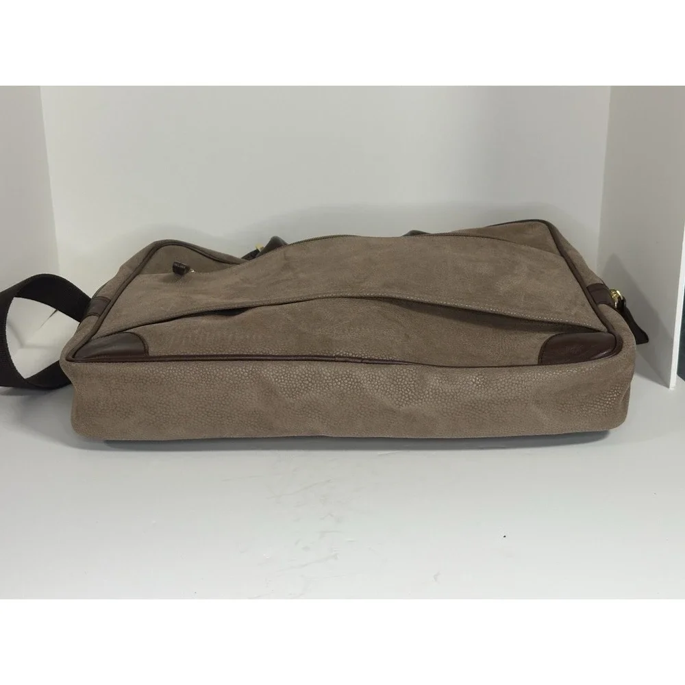 BRIC'S LIFE resistant fabric & leather 15